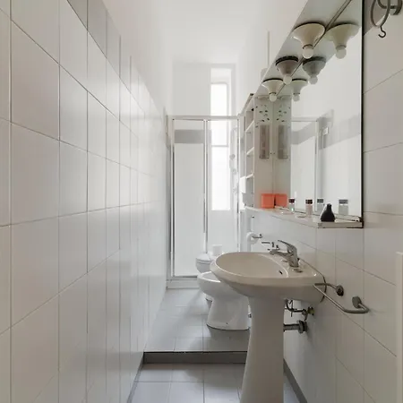 Guesthost - Cozy Near Mm1 Apartament *