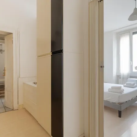 Guesthost - Cozy Near Mm1 Mediolan