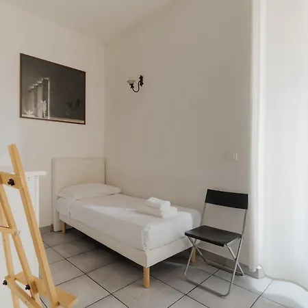 Guesthost - Cozy Near Mm1 *